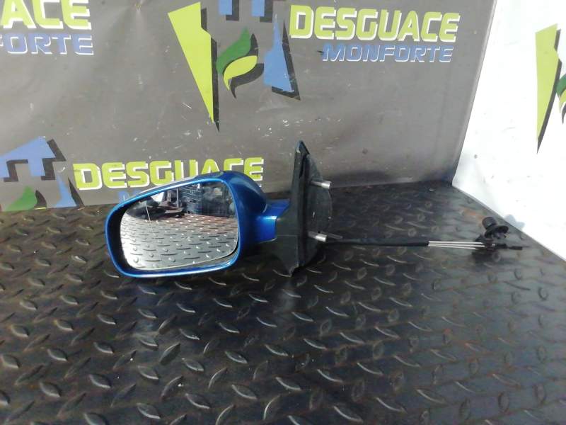 RETROVISOR IZQUIERDO 