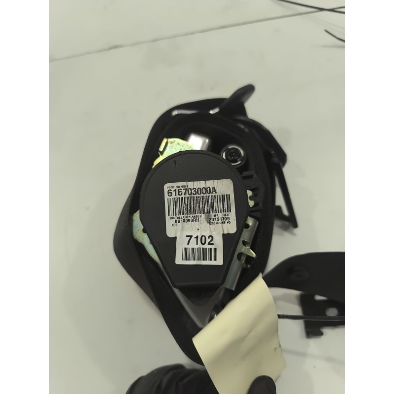 Recambio de cinturon seguridad delantero derecho para chevrolet cruze (j300) 2.0 cdi referencia OEM IAM 616703000A  