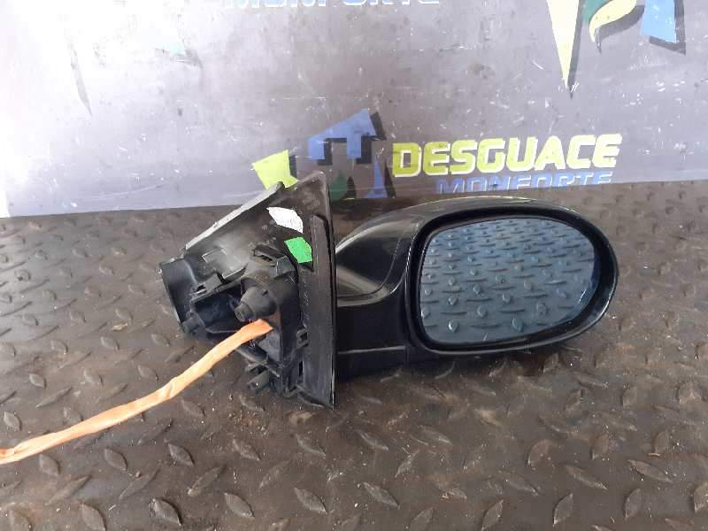RETROVISOR DERECHO 
