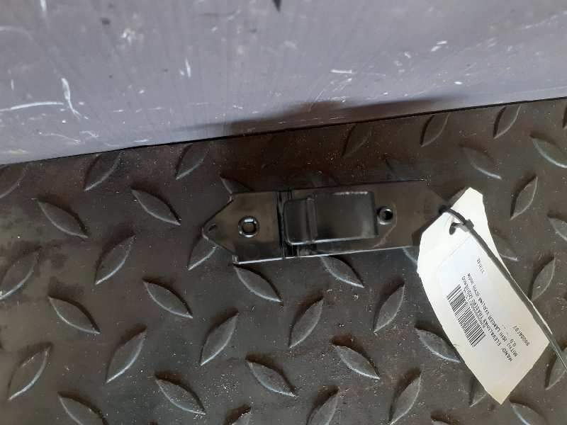 MANDO ELEVALUNAS TRASERO IZQUIERDO 8608A067 