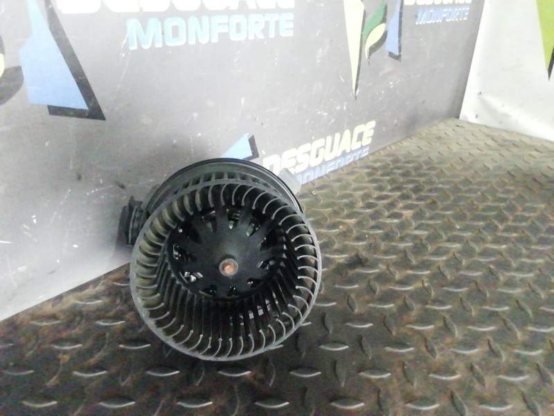 MOTOR CALEFACCION 
