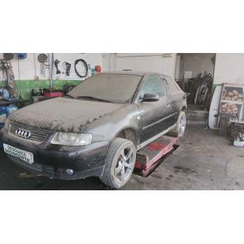 AUDI A3 (8L1) de desguace