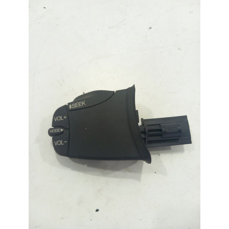Recambio de mando volante para ford fiesta (cbk) referencia OEM IAM 98AB14K147AD  