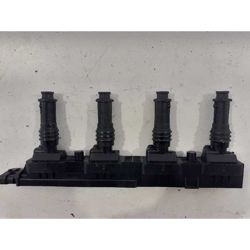 Recambio de bobina encendido para opel corsa c referencia OEM IAM 0221503472  