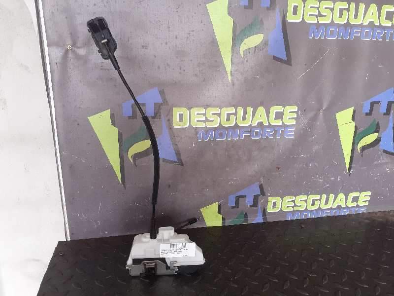 CERRADURA PUERTA DELANTERA DERECHA 