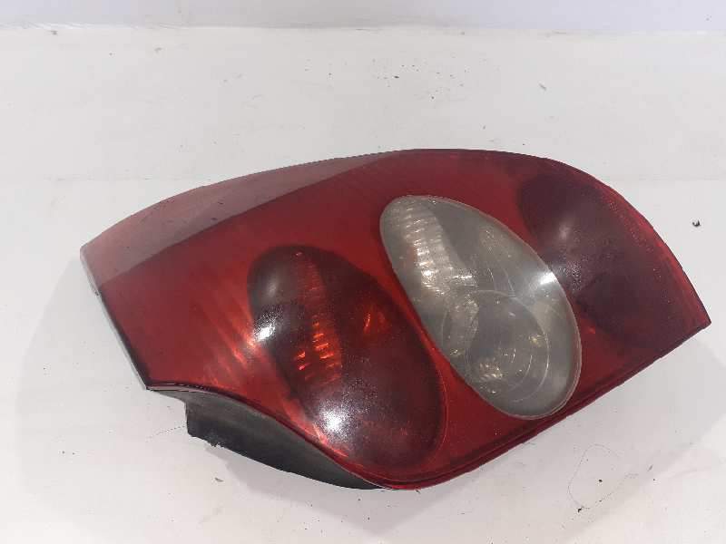 PILOTO TRASERO DERECHO 820000247 