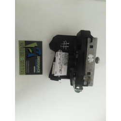 Recambio de cerradura puerta delantera derecha para opel corsa c 1.3 16v cdti cat (z 13 dt / ln9) referencia OEM IAM 24434883  