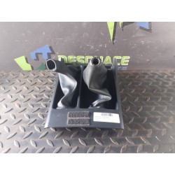 Recambio de guarnecidos palanca cambio para nissan terrano/terrano.ii (r20) comfort plus referencia OEM IAM 969340X800 969340X80