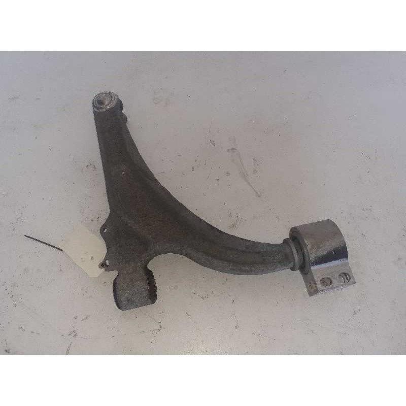 Recambio de brazo suspension inferior delantero izquierdo para chevrolet cruze (j300) 2.0 cdi referencia OEM IAM 13463244  