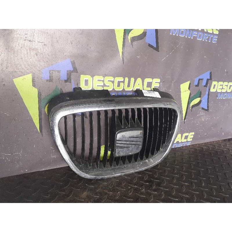 Recambio de rejilla delantera para seat altea (5p1) 4kids style referencia OEM IAM 5P0853654  