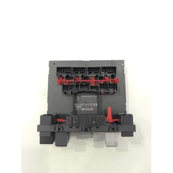 CAJA RELES / FUSIBLES 1K0937049T 