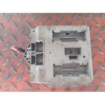 CAJA RELES / FUSIBLES 46760255 