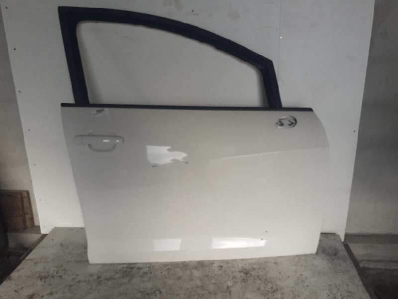 PUERTA DELANTERA DERECHA 6J4831056 