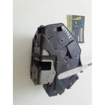 Recambio de cerradura puerta delantera izquierda para ford fiesta (cb1) referencia OEM IAM 8A6AA21813AF  
