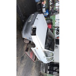 renault clio i (b/c57_, 5/357_) del año 2025