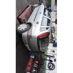 opel corsa c del año 2001