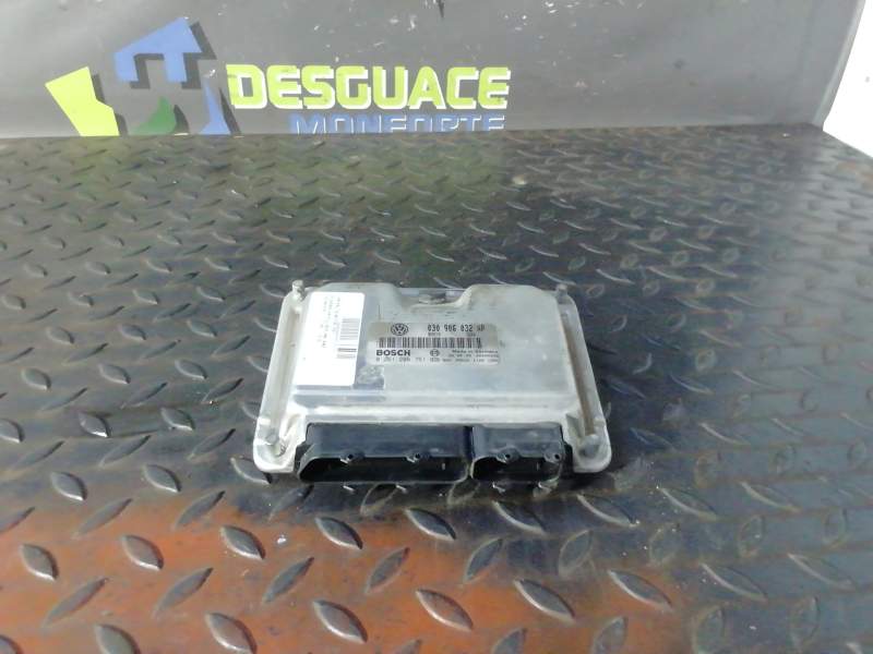 CENTRALITA MOTOR UCE 030906032AP 0261206751 