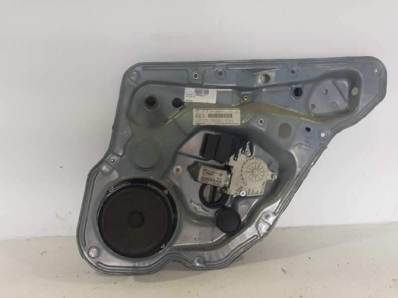ELEVALUNAS TRASERO DERECHO 1M0839756H 1C0959812A 