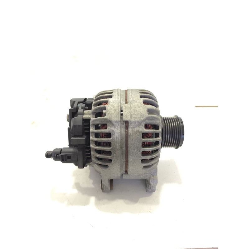 Recambio de alternador para volkswagen touareg (7la, 7l6, 7l7) 3.2 v6 referencia OEM IAM 074903018AV / 021903026 / 021903026B  