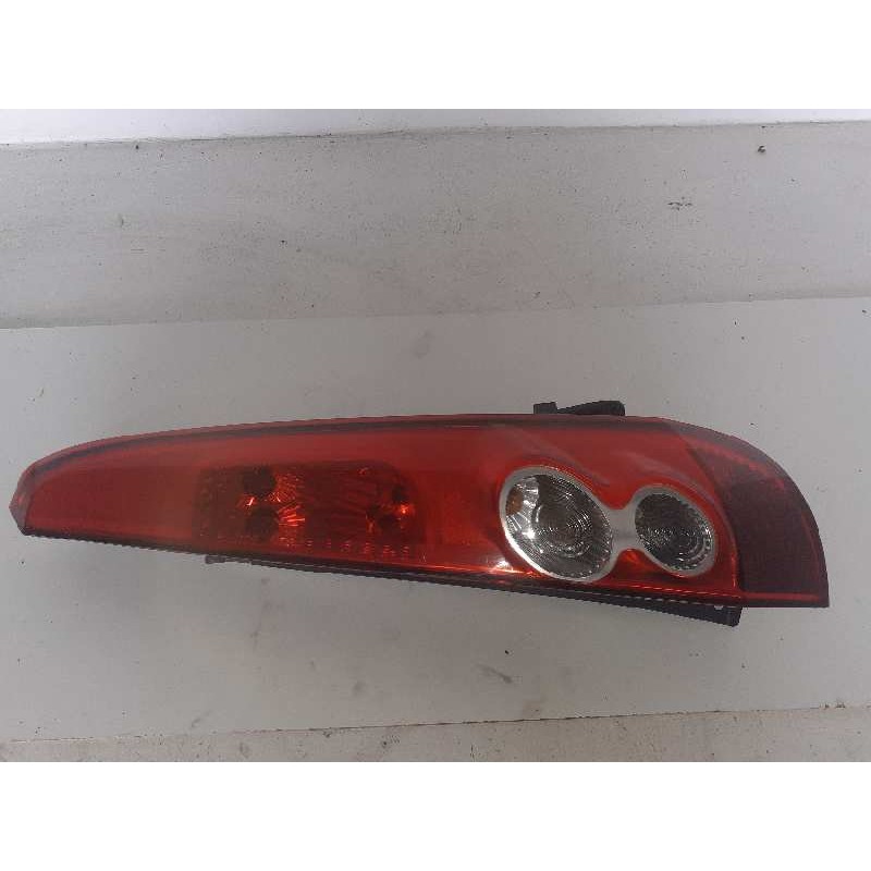 Recambio de piloto trasero derecho para ford fiesta (cbk) referencia OEM IAM   