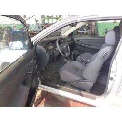 toyota corolla (e12) del año 2003