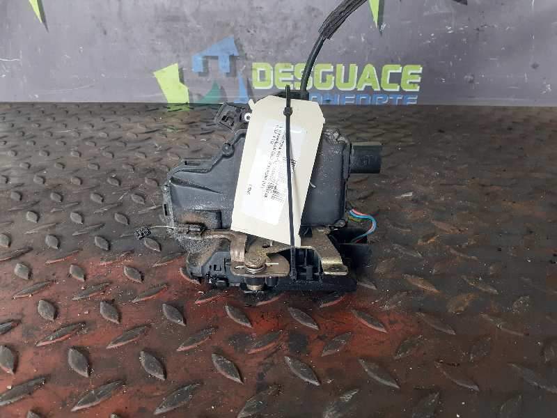 CERRADURA PUERTA TRASERA DERECHA 