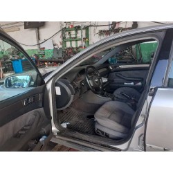 audi a6 berlina (4b2) del año 2001