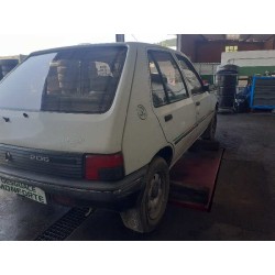 peugeot 205 berlina del año 1991