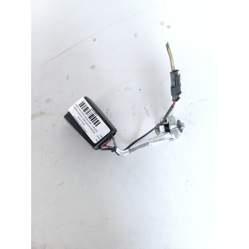 Desguace MonforteENGANCHE CINTURON TRASERO DERECHO 274327407 BMWEnganche cinturon trasero derecho|Desguace Monforte