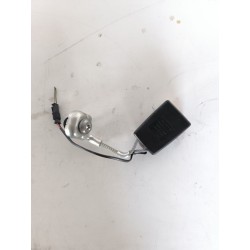Desguace MonforteENGANCHE CINTURON TRASERO DERECHO 274327407 BMWEnganche cinturon trasero derecho|Desguace Monforte