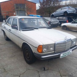 mercedes-benz clase e (w123) berlina+coupe del año 1989