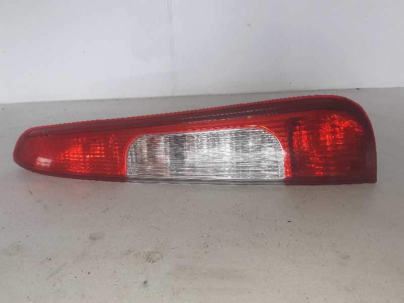 PILOTO TRASERO DERECHO 3M5113A602AA 