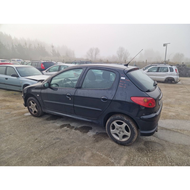 peugeot 206 berlina del año 2005