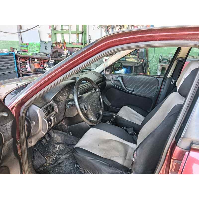 opel astra f berlina del año 1997