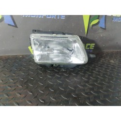 Recambio de faro derecho para citroën saxo 1.5 diesel referencia OEM IAM 9618343380  