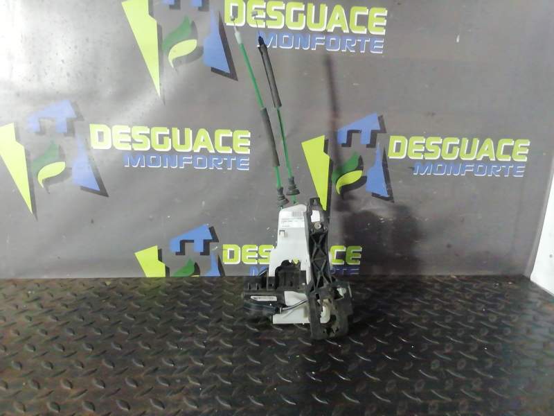 CERRADURA PUERTA TRASERA IZQUIERDA 814102L000 
