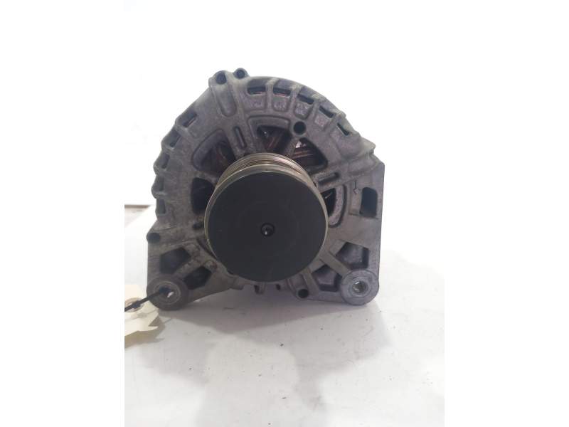 ALTERNADOR 231007865R 