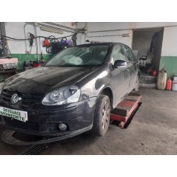 volkswagen golf v berlina (1k1) del año 2004