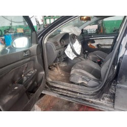 volkswagen golf v berlina (1k1) del año 2004