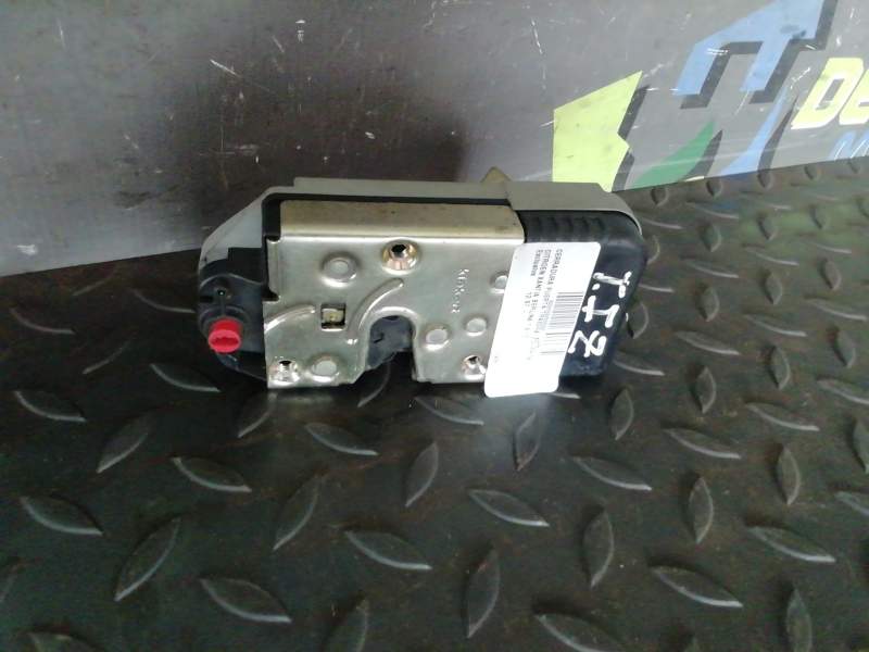 CERRADURA PUERTA TRASERA IZQUIERDA 