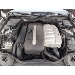 mercedes-benz clase e (w211) berlina del año 2003