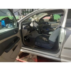 ford focus berlina (cap) del año 2005