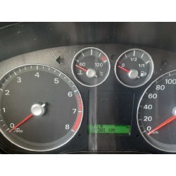 ford focus berlina (cap) del año 2005