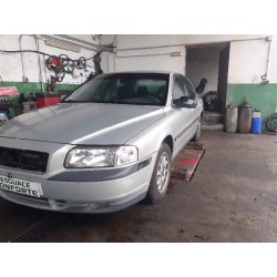 volvo s80 berlina del año 1999