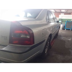 volvo s80 berlina del año 1999