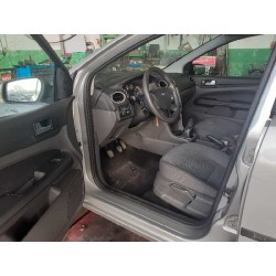 ford focus berlina (cap) del año 2005