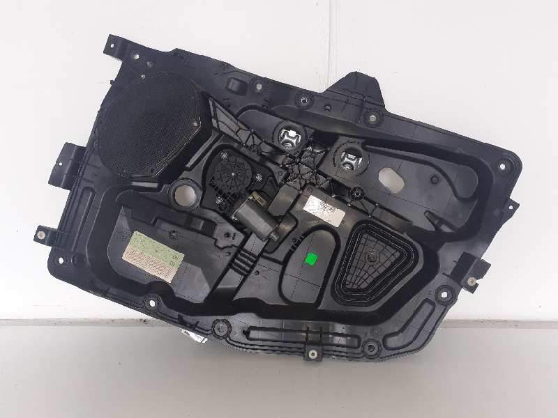 ELEVALUNAS DELANTERO DERECHO 2S61A045H16A 