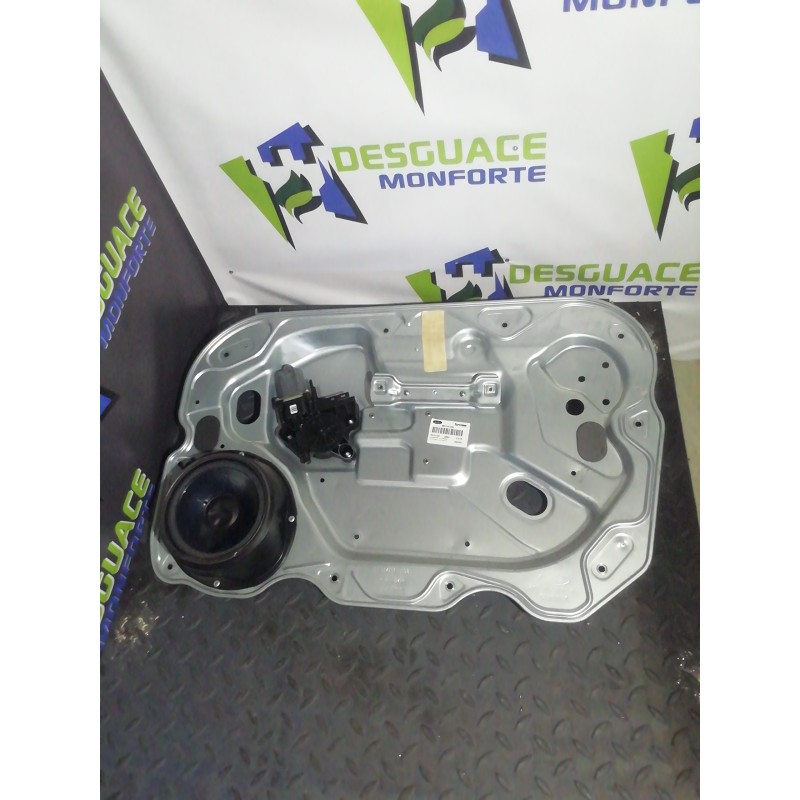 Recambio de elevalunas delantero derecho para ford focus lim. (cb4) trend referencia OEM IAM 1738646 984705209 994751108