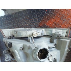 Recambio de piloto delantero izquierdo para renault master ii phase 2 combi combi 2t8 l2 9-pl. caja cerrada/techo elev. referenc