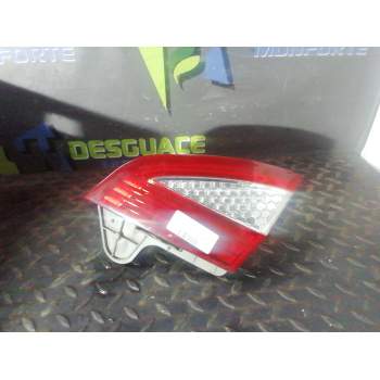 PILOTO TRASERO DERECHO INTERIOR 7S7113A602 